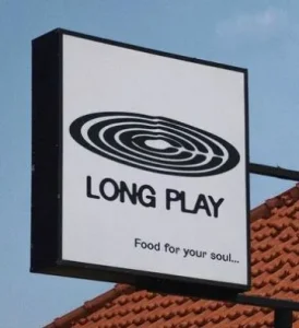 Long Play Restaurant Bali - Logo Perusahaan
